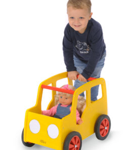 /1/8/180204_spiegelauto_mit_kind.jpg