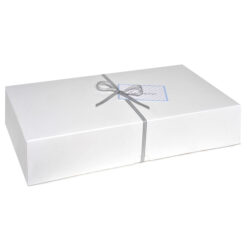 bademantel_lakaro_grau_verpackung